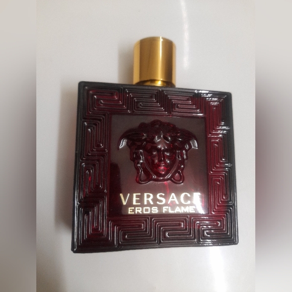 Versace Eros Flame (Empty) - Picture 5 of 7